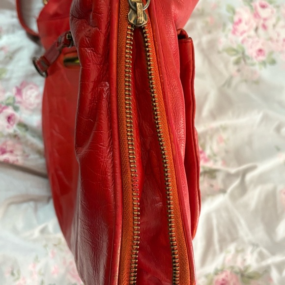 Latico Red Leather Crossbody Bag - Picture 14 of 16